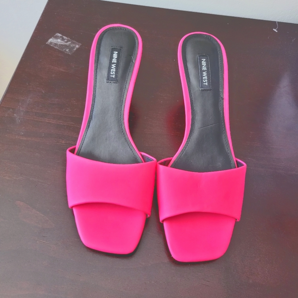 nine west mule